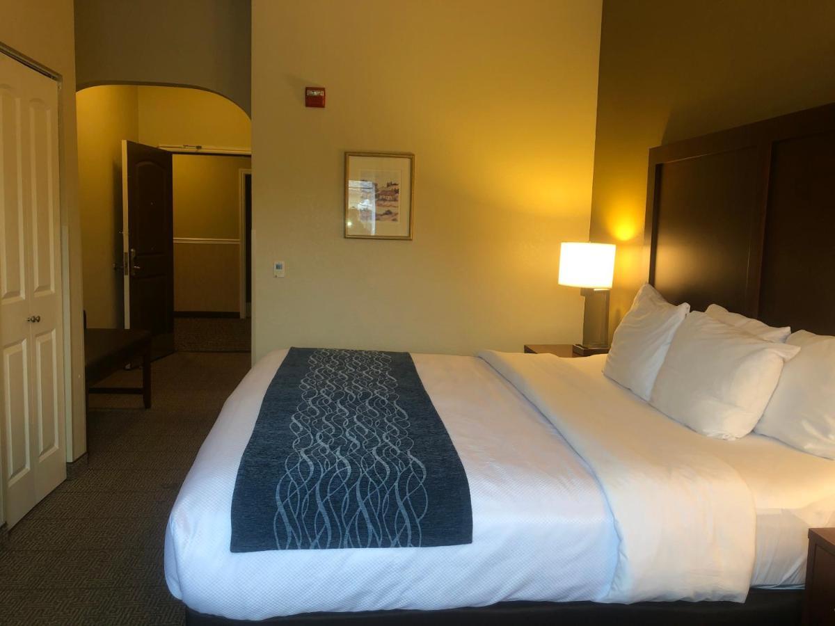 Comfort Inn & Suites Ukiah Mendocino County Εξωτερικό φωτογραφία