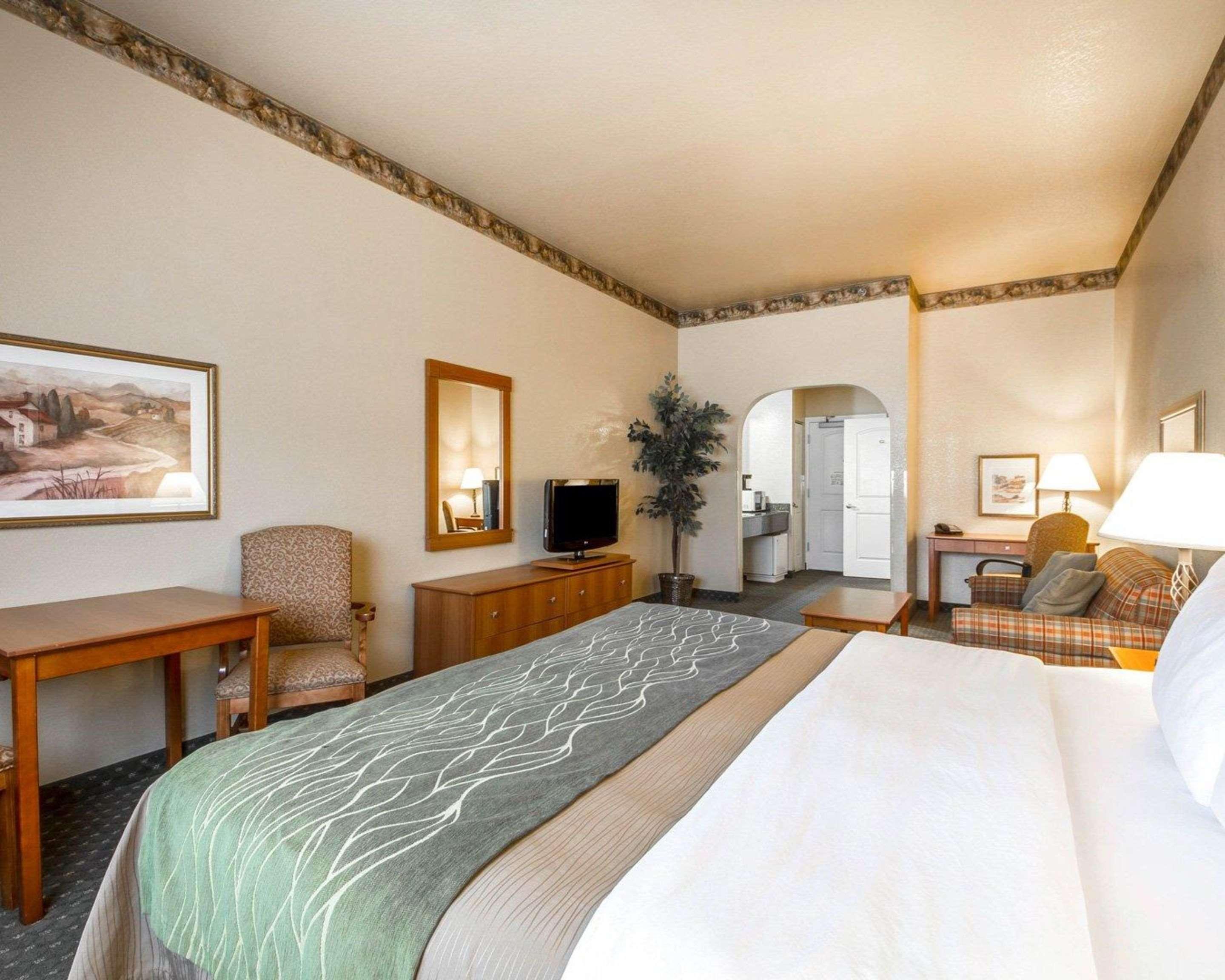 Comfort Inn & Suites Ukiah Mendocino County Εξωτερικό φωτογραφία
