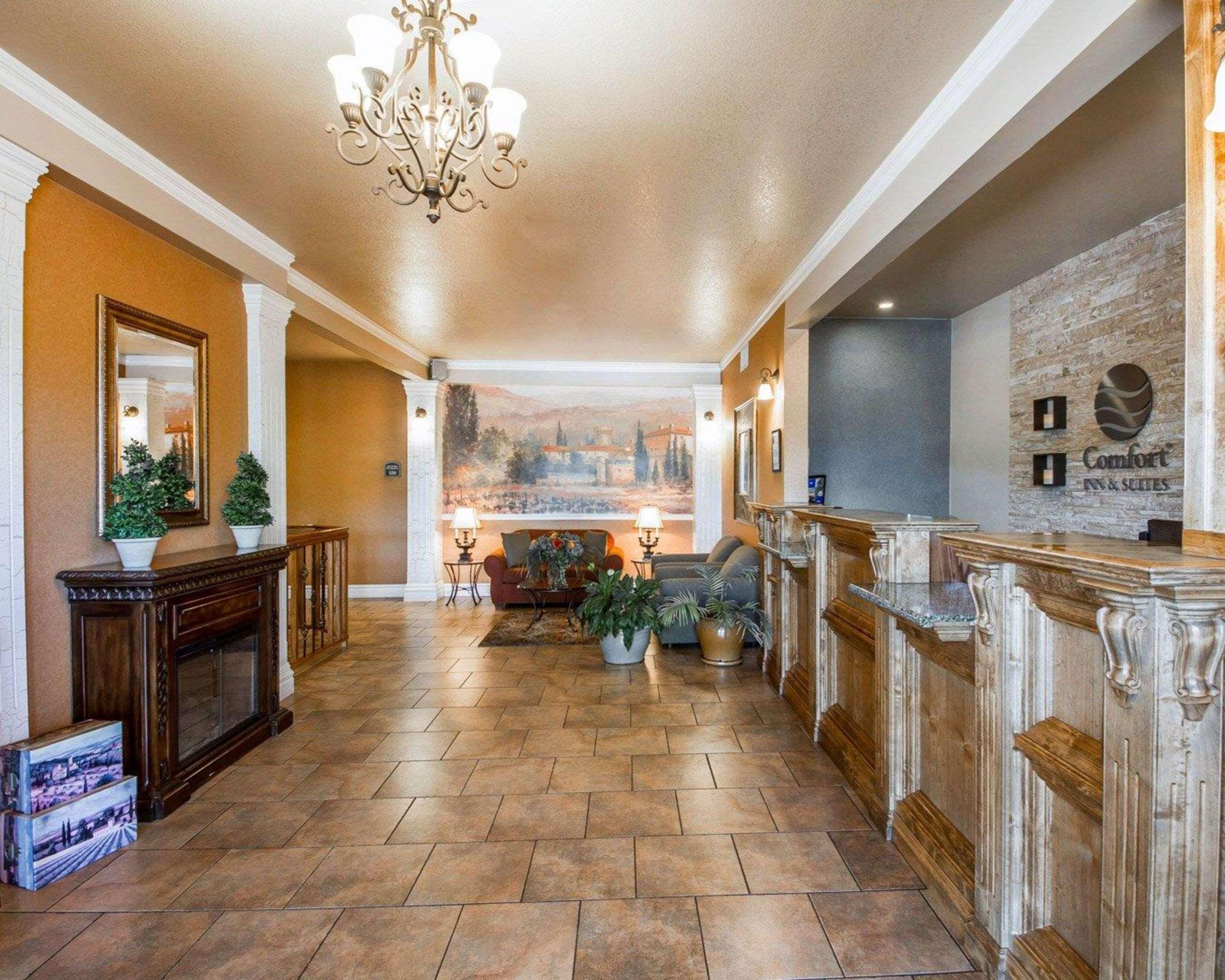 Comfort Inn & Suites Ukiah Mendocino County Εξωτερικό φωτογραφία