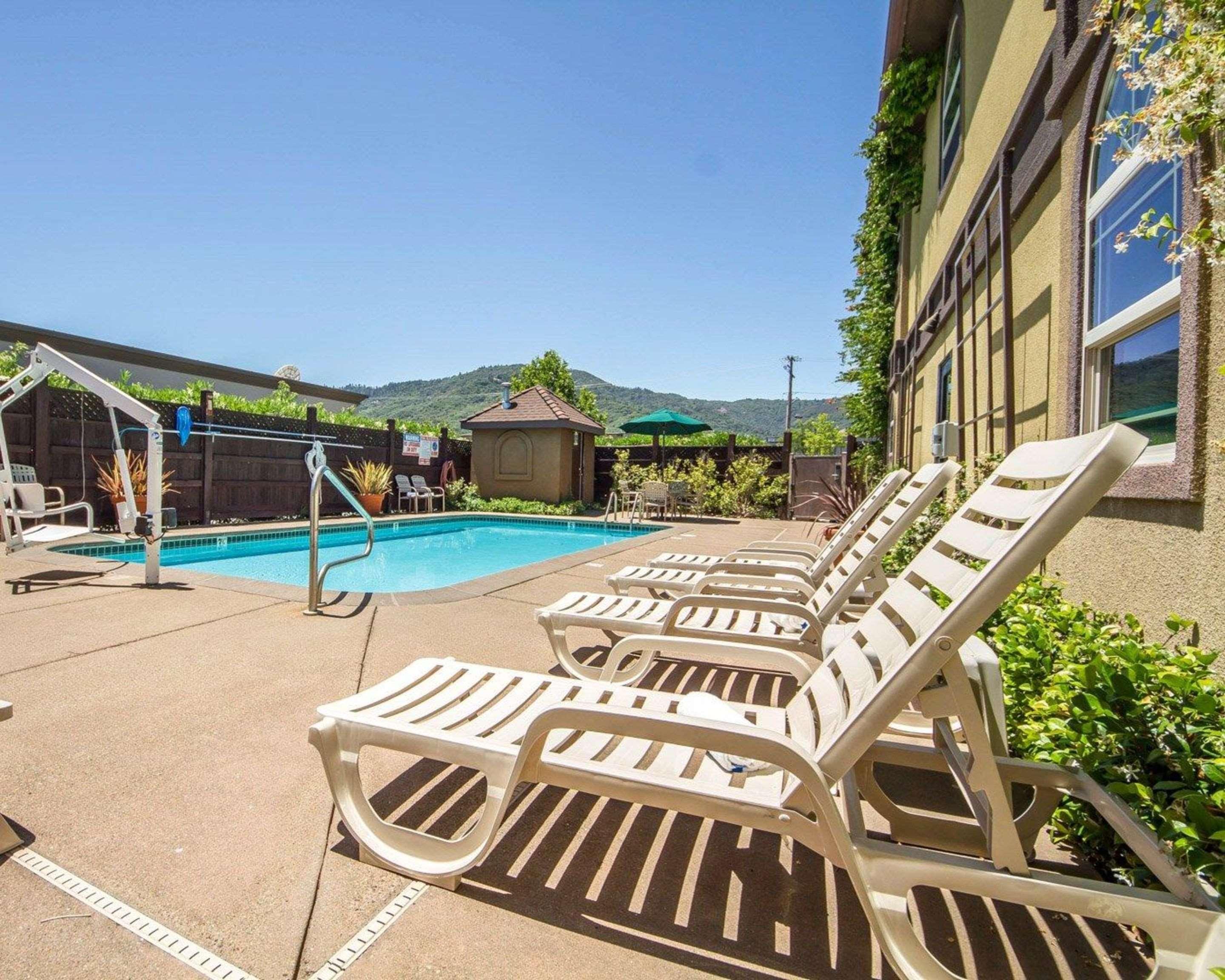 Comfort Inn & Suites Ukiah Mendocino County Εξωτερικό φωτογραφία