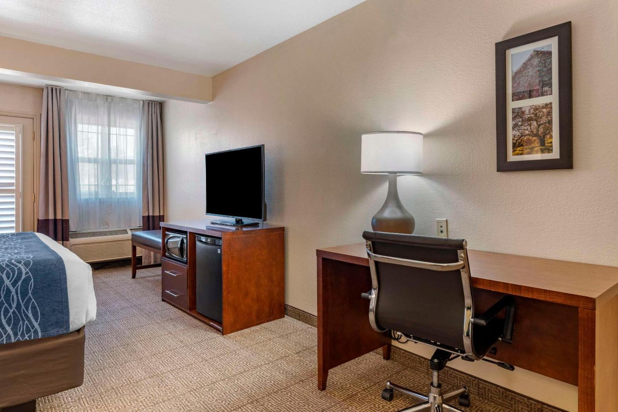 Comfort Inn & Suites Ukiah Mendocino County Εξωτερικό φωτογραφία