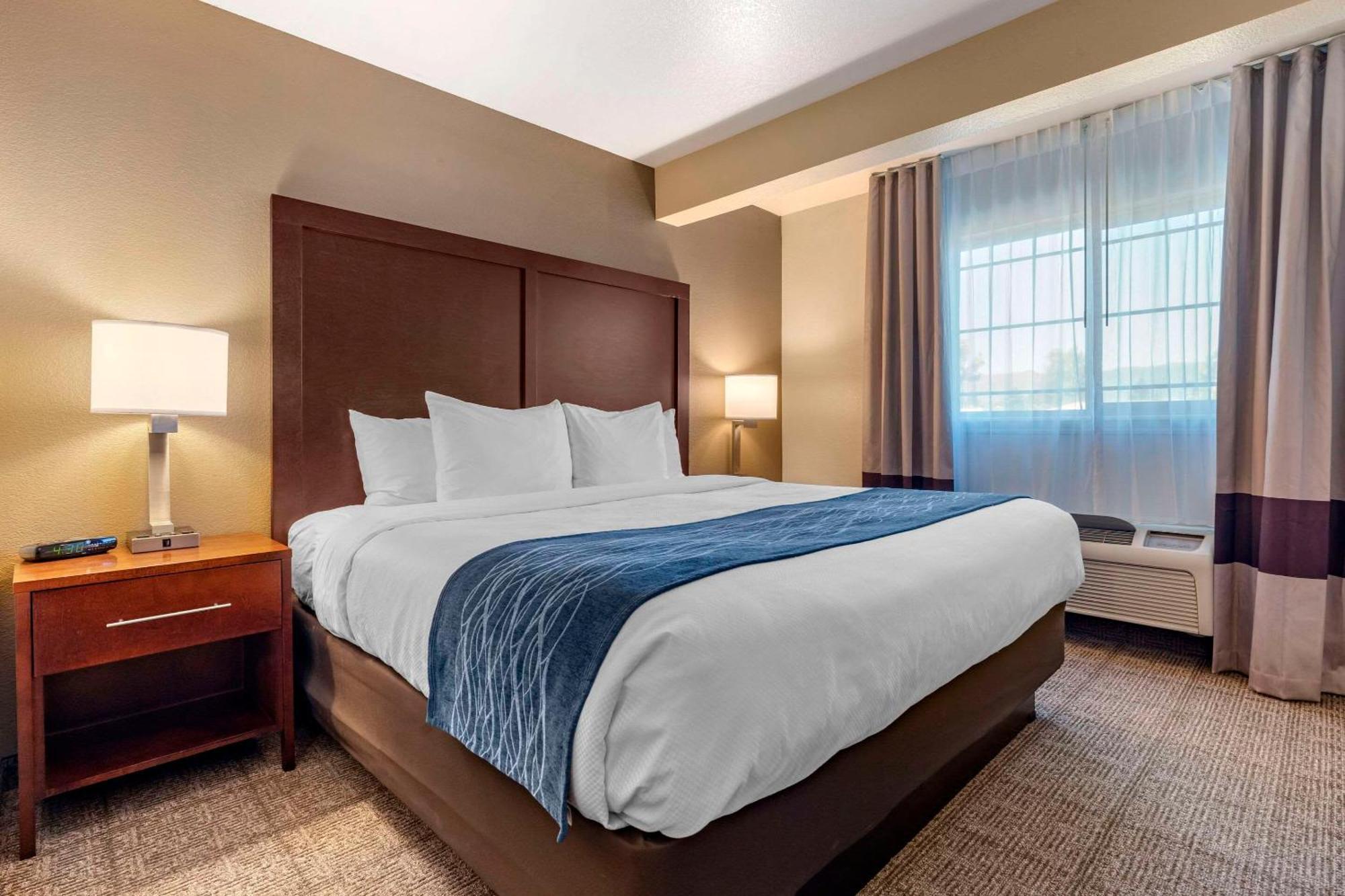 Comfort Inn & Suites Ukiah Mendocino County Εξωτερικό φωτογραφία