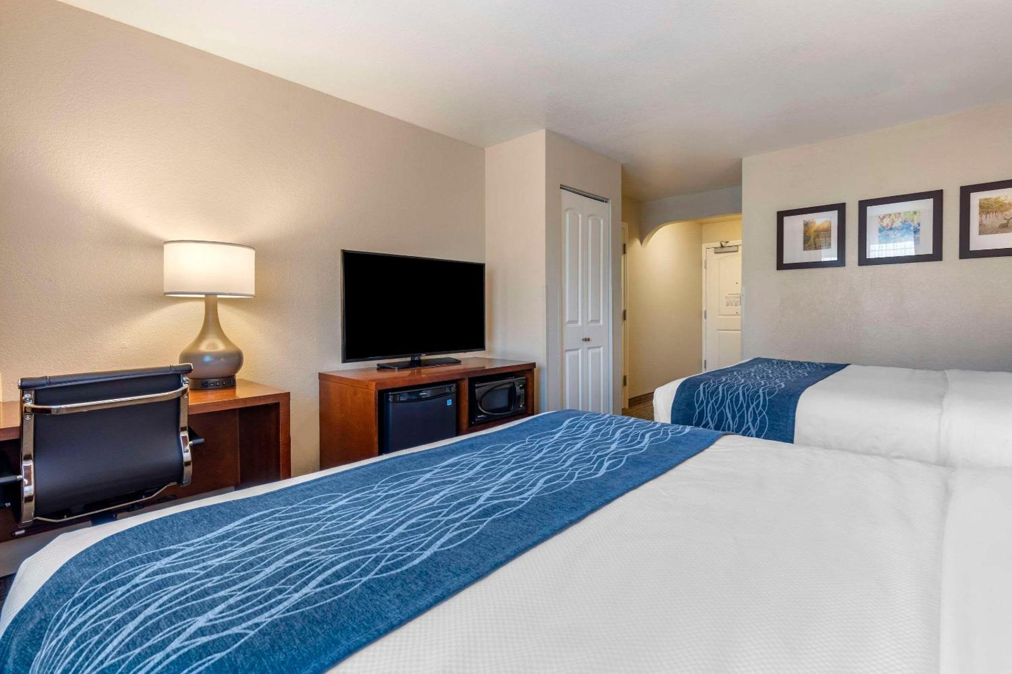 Comfort Inn & Suites Ukiah Mendocino County Εξωτερικό φωτογραφία